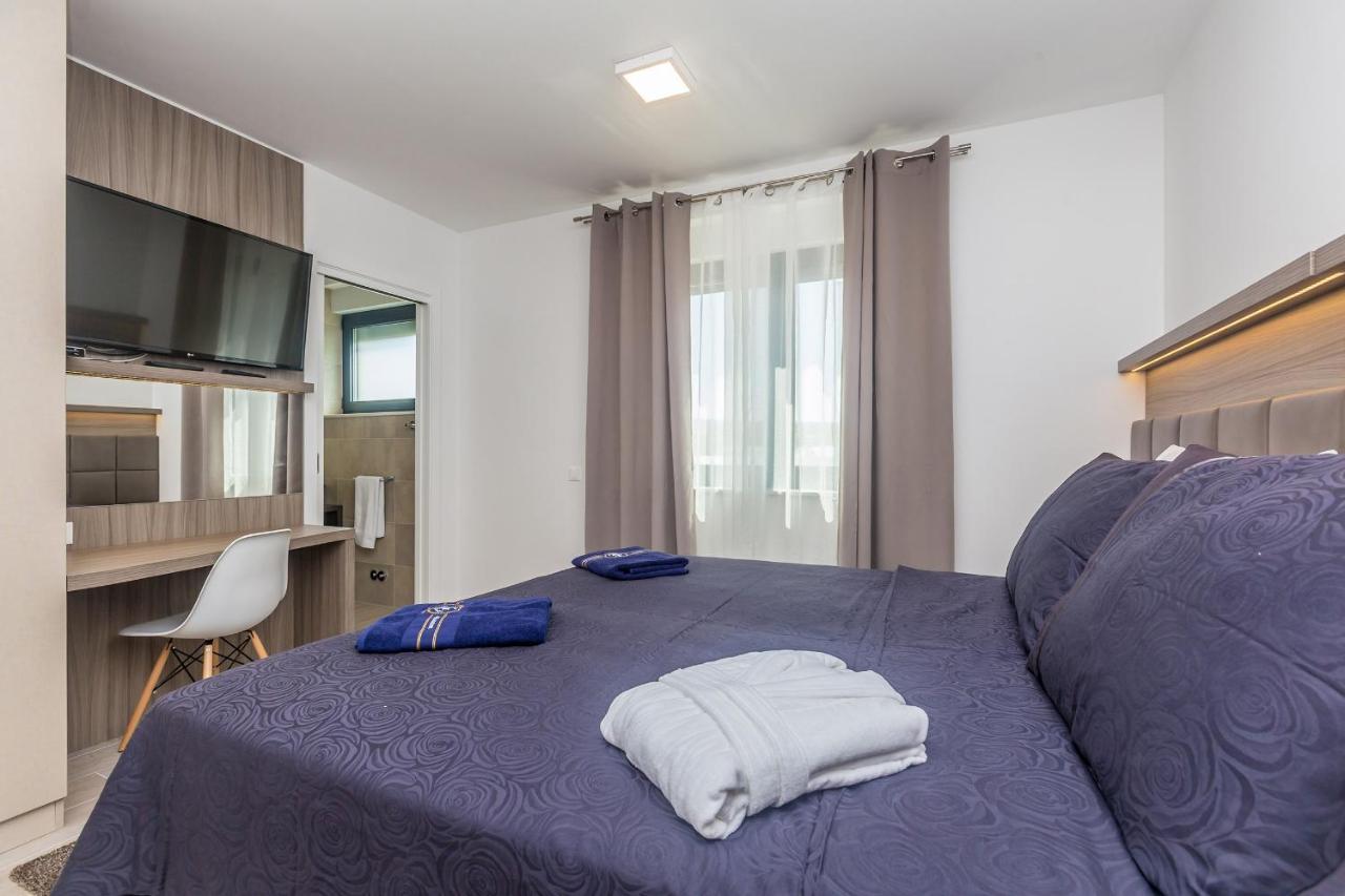 Villa Poseidon Rova By El-Pi Tours Malinska Ngoại thất bức ảnh